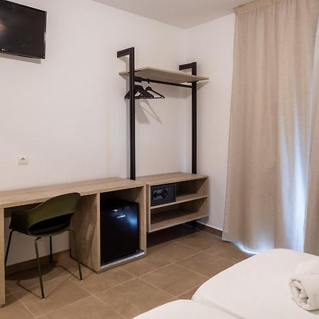 Hostal Alicante San Antonio  Buitenkant foto
