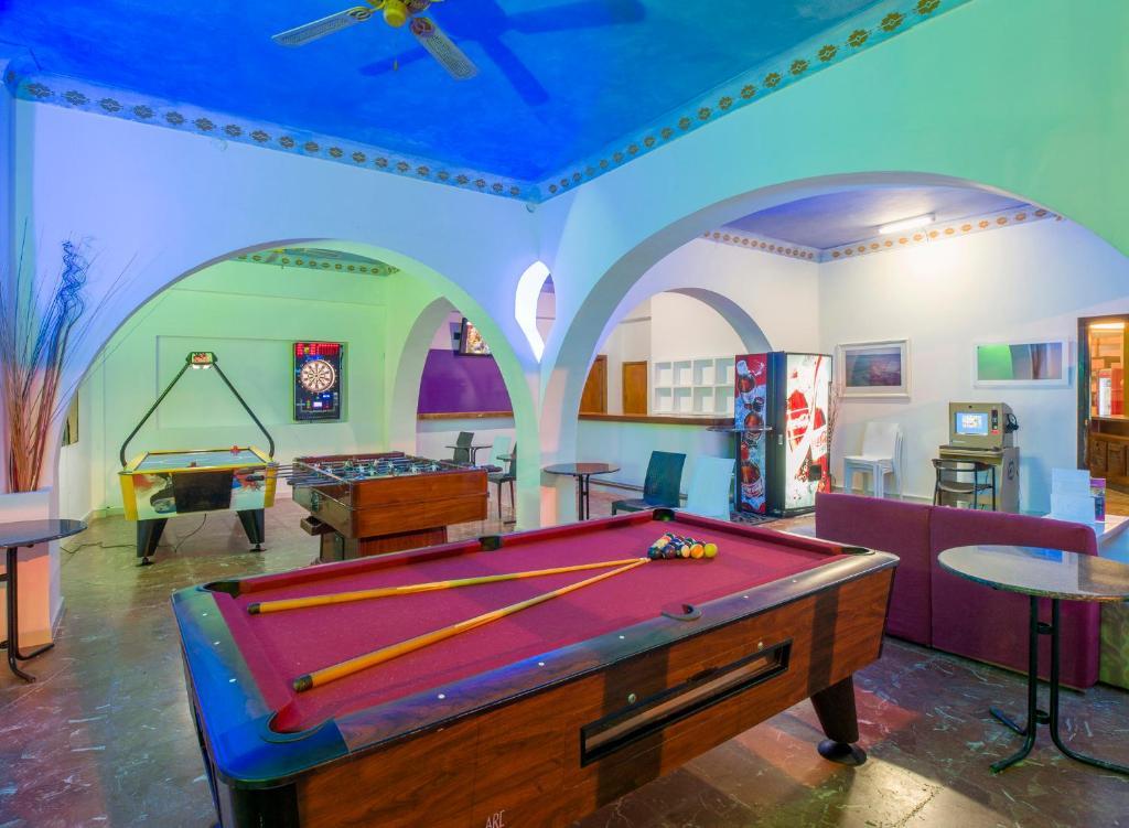 Hostal Alicante San Antonio  Buitenkant foto