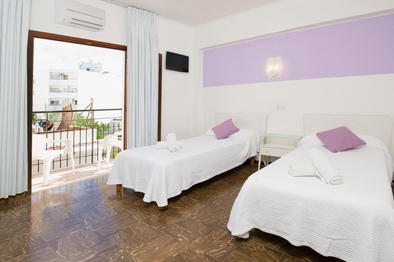 Hostal Alicante San Antonio  Buitenkant foto
