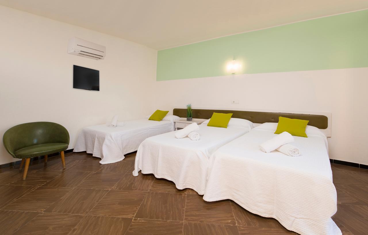 Hostal Alicante San Antonio  Buitenkant foto